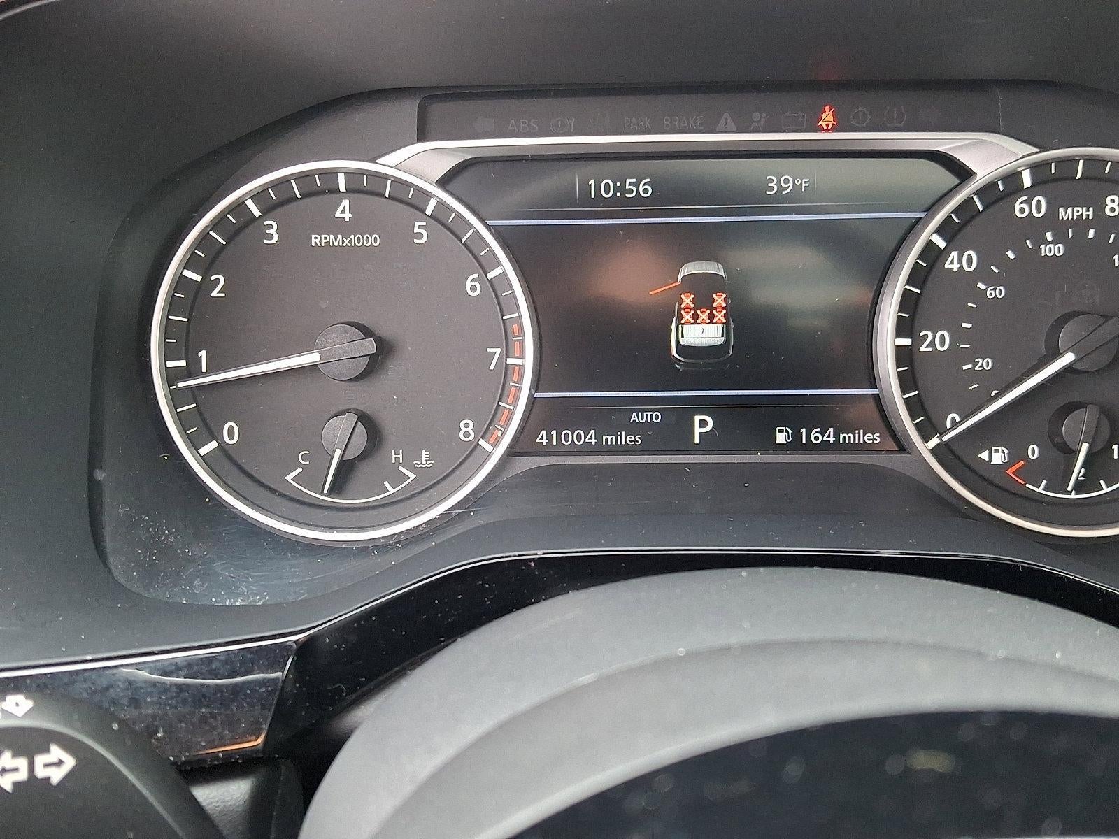 2023 Nissan Pathfinder SL