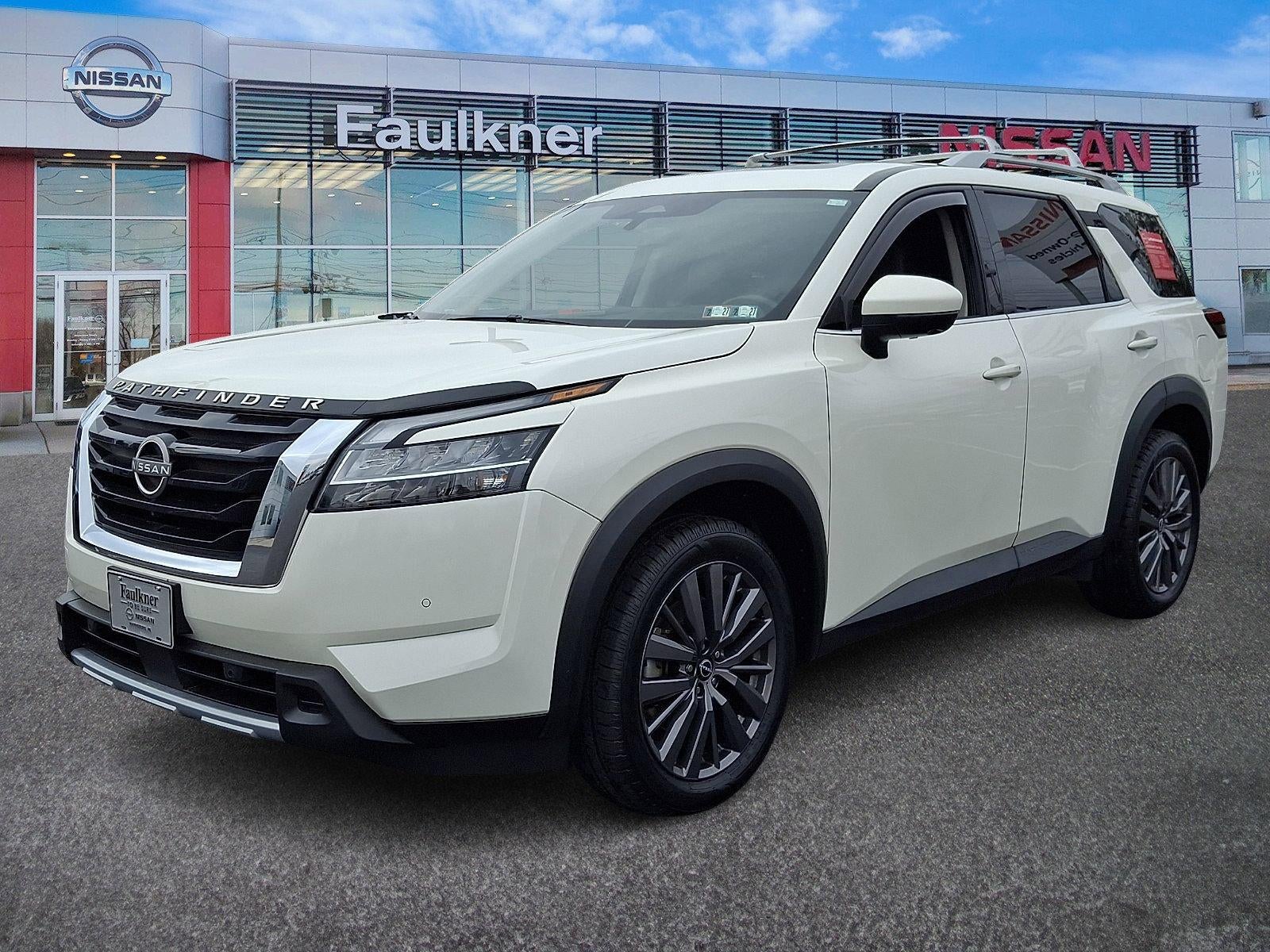 2023 Nissan Pathfinder SL