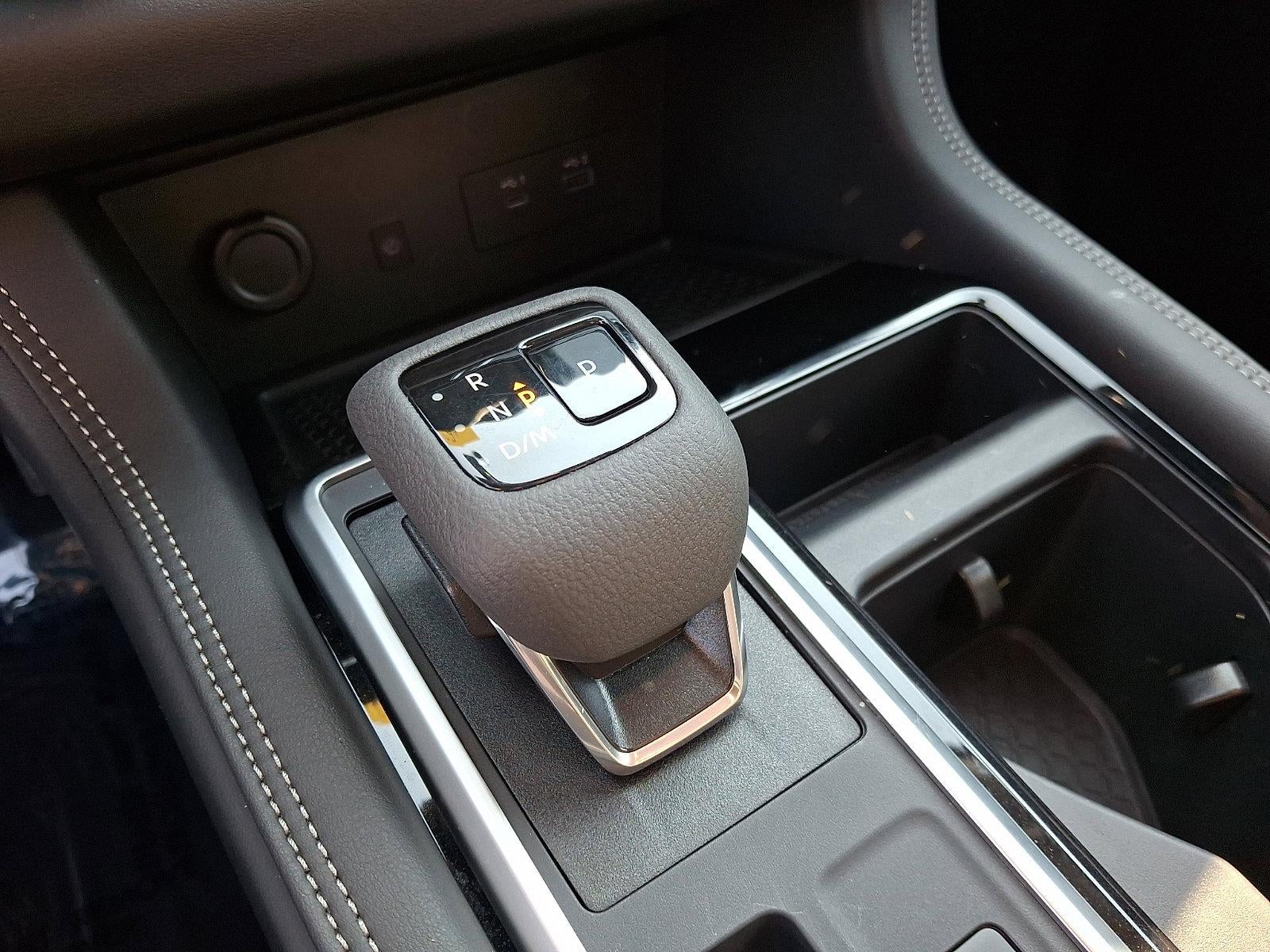 2025 Nissan Pathfinder Platinum 4WD