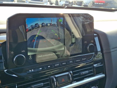 2025 Nissan Pathfinder Platinum 4WD