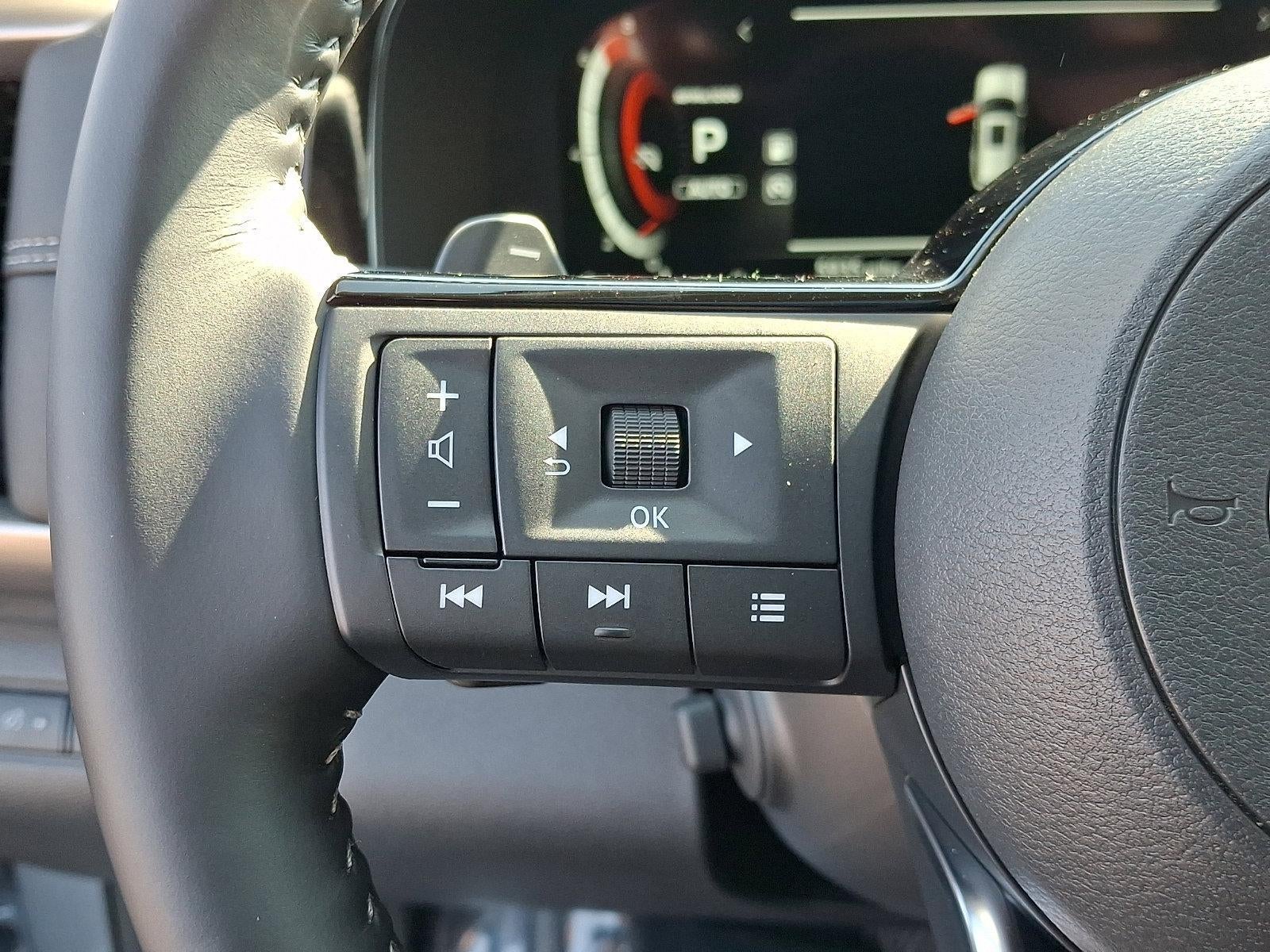 2025 Nissan Pathfinder Platinum 4WD