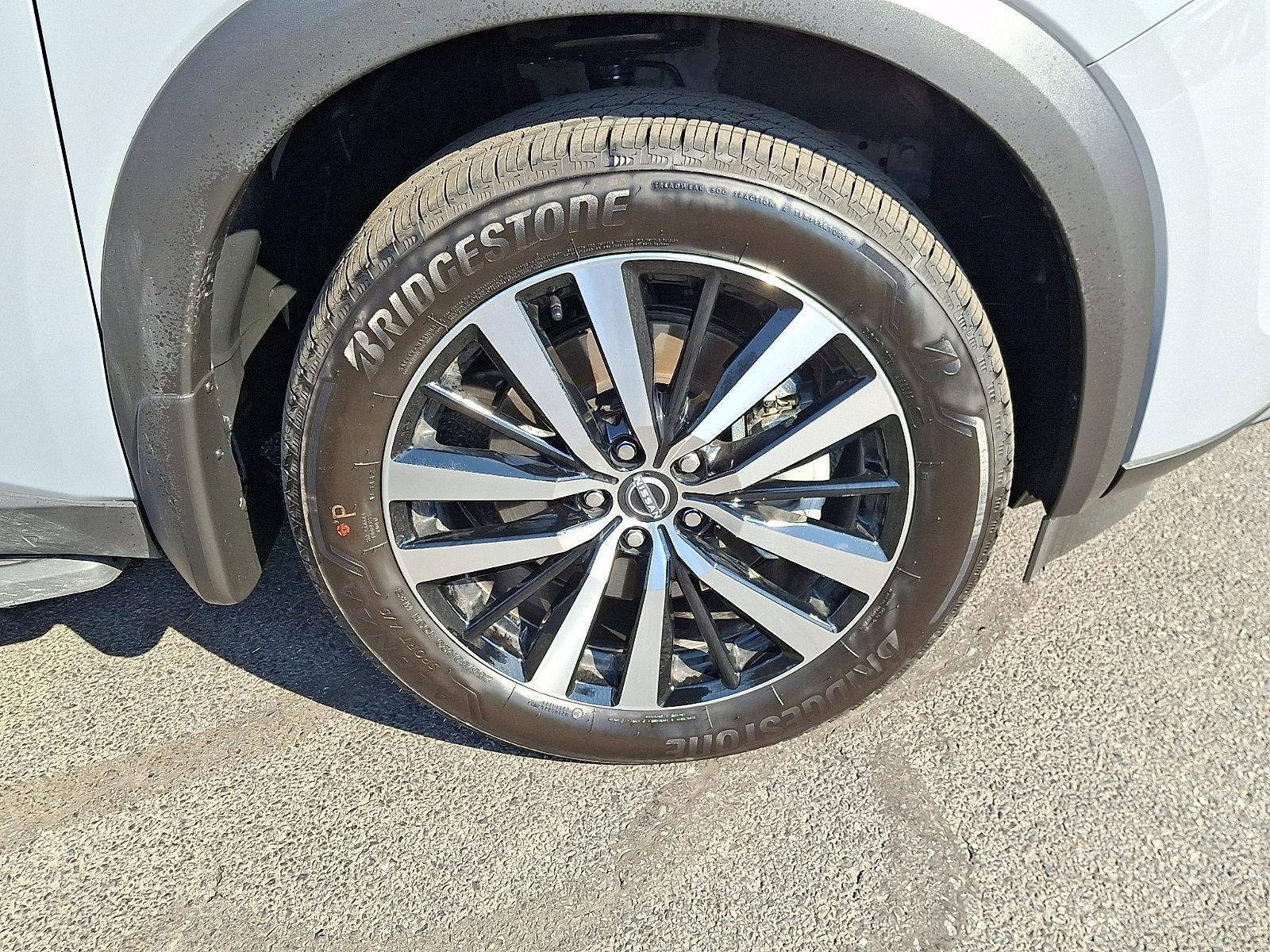 2025 Nissan Pathfinder Platinum 4WD