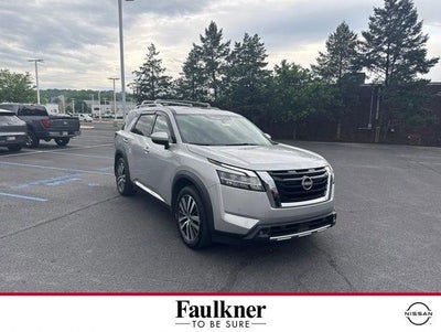 2022 Nissan Pathfinder Platinum