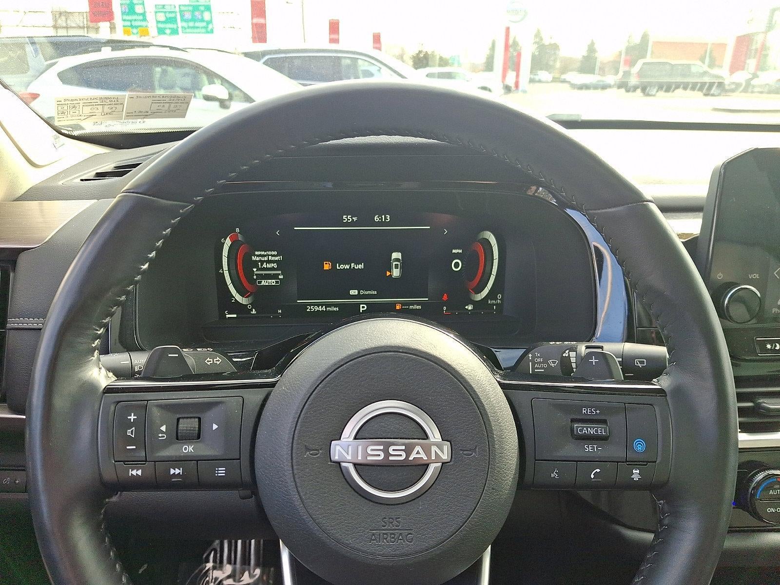 2023 Nissan Pathfinder Platinum