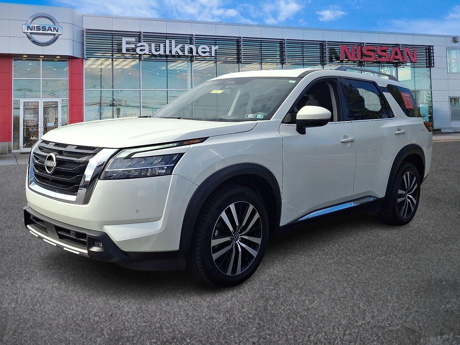 2023 Nissan Pathfinder Platinum
