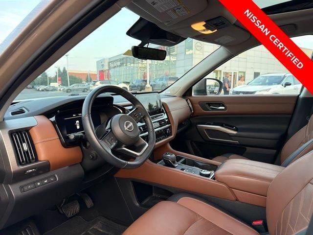 2023 Nissan Pathfinder Platinum