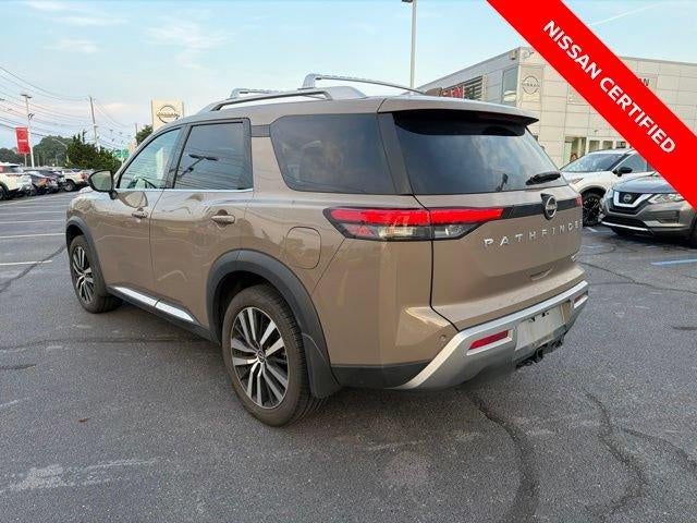 2023 Nissan Pathfinder Platinum