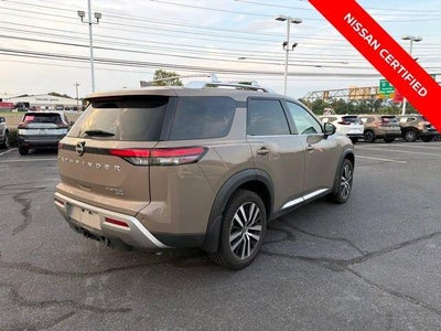 2023 Nissan Pathfinder Platinum