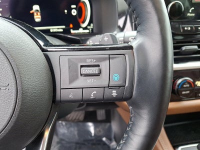 2023 Nissan Pathfinder Platinum