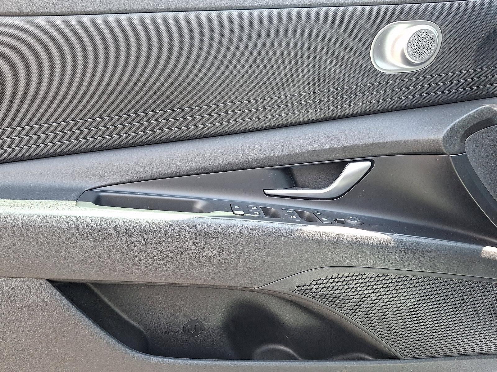 2021 Hyundai ELANTRA SEL IVT