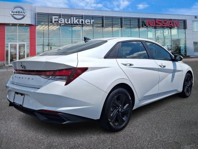 2021 Hyundai ELANTRA SEL IVT