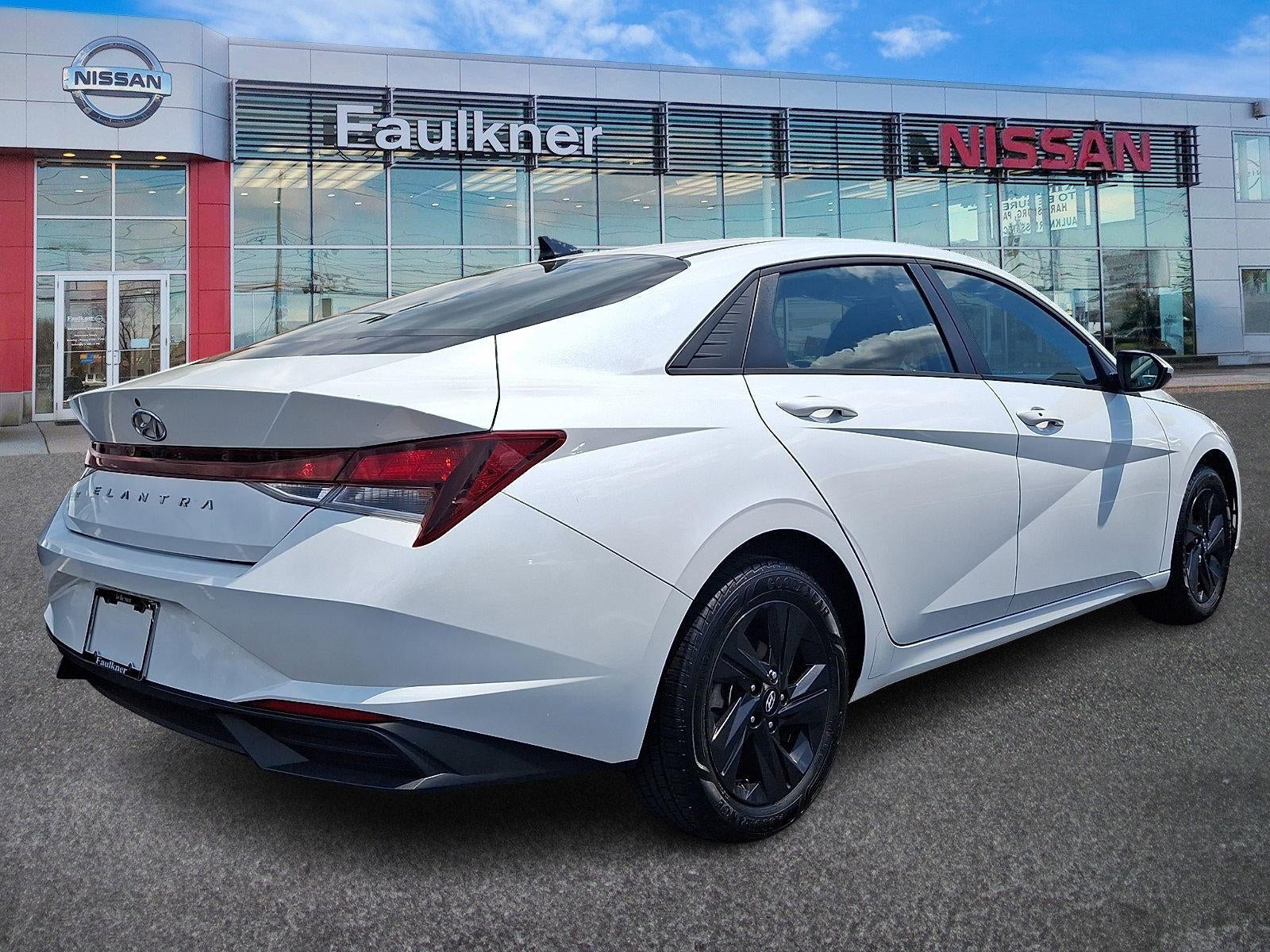 2021 Hyundai ELANTRA SEL IVT