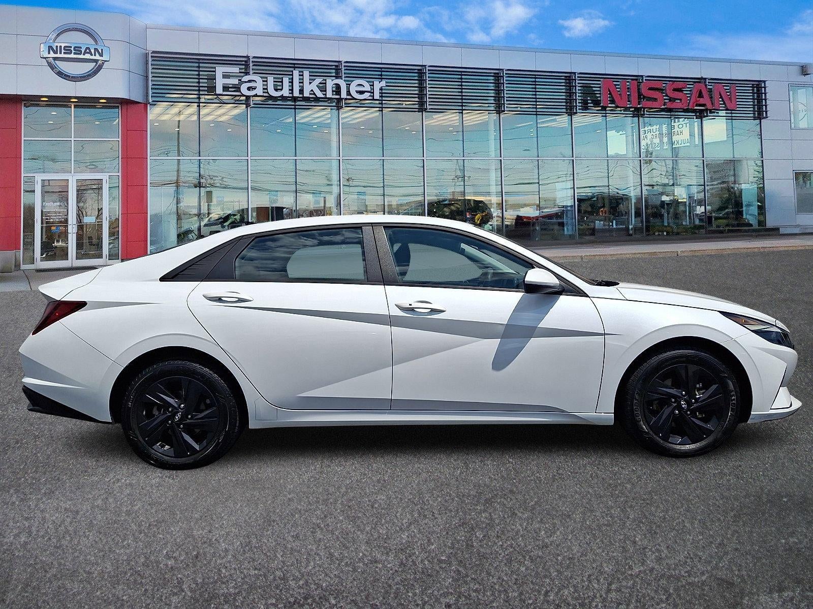 2021 Hyundai ELANTRA SEL IVT