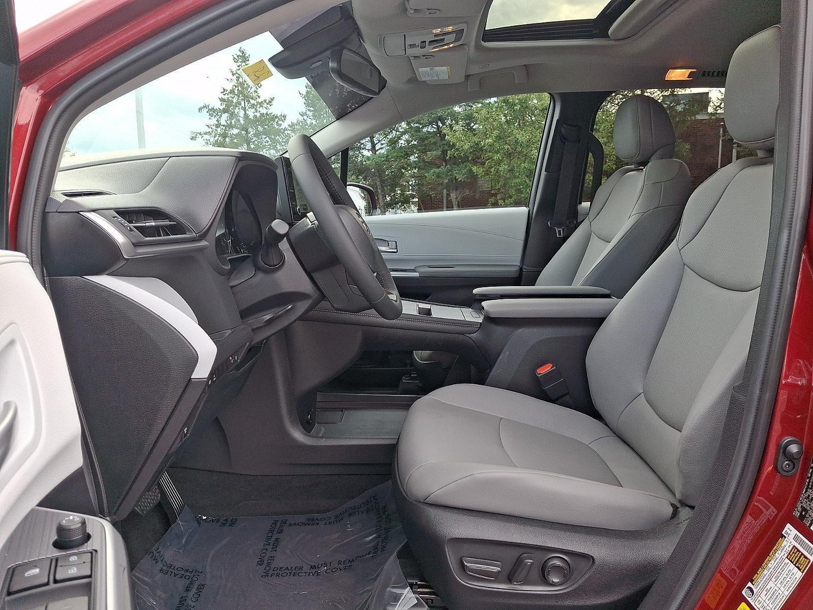 2026 Toyota Sienna XLE FWD 7-Passenger (Natl)