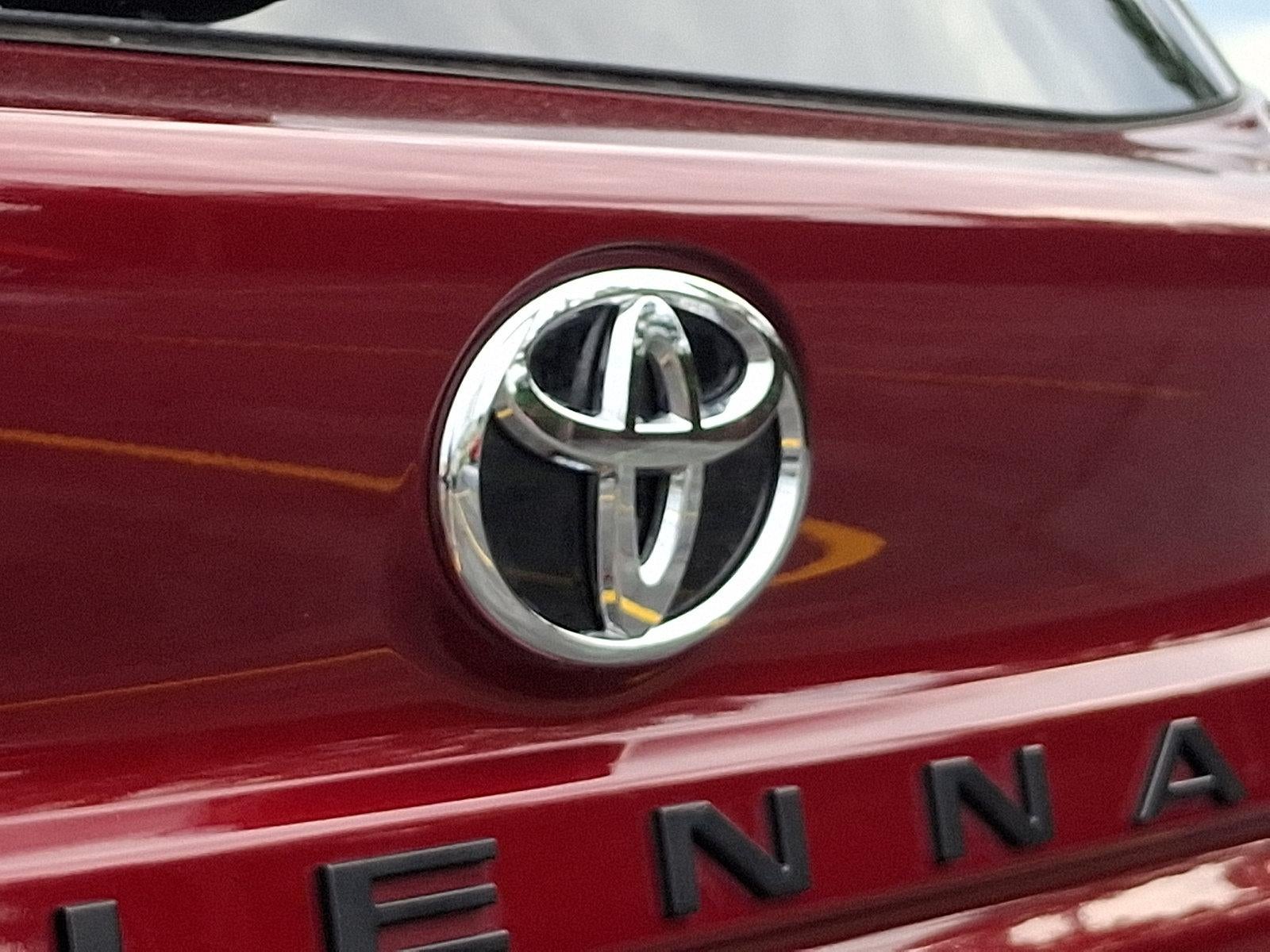2026 Toyota Sienna XLE FWD 7-Passenger (Natl)