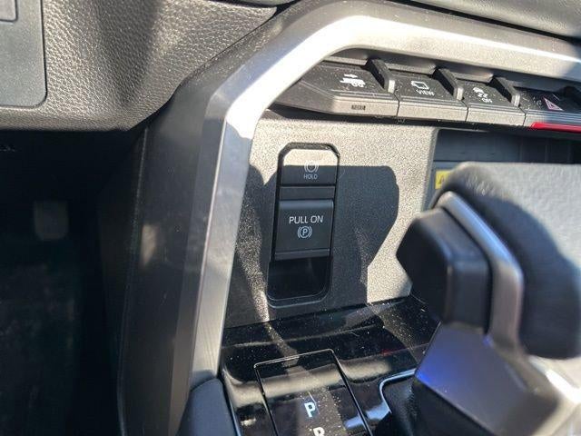 2023 Toyota Sequoia Platinum 4WD (Natl)