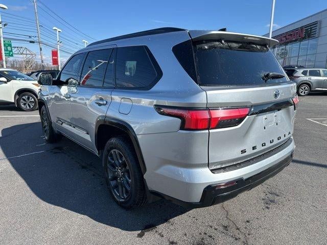 2023 Toyota Sequoia Platinum 4WD (Natl)