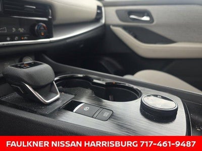 2021 Nissan Rogue AWD SV