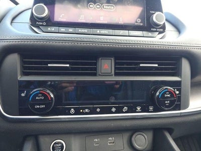 2023 Nissan Rogue AWD SV