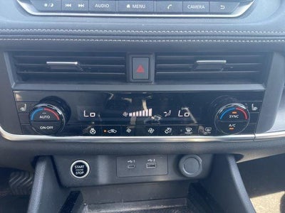 2023 Nissan Rogue AWD SV