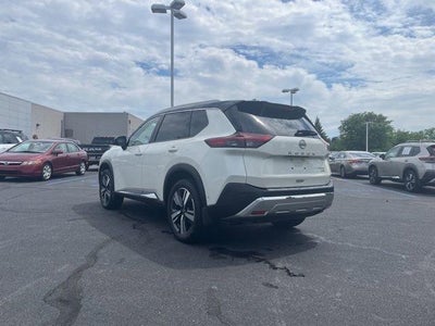 2023 Nissan Rogue AWD Platinum