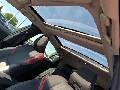 2024 Toyota Prius Prime XSE Premium (Natl)