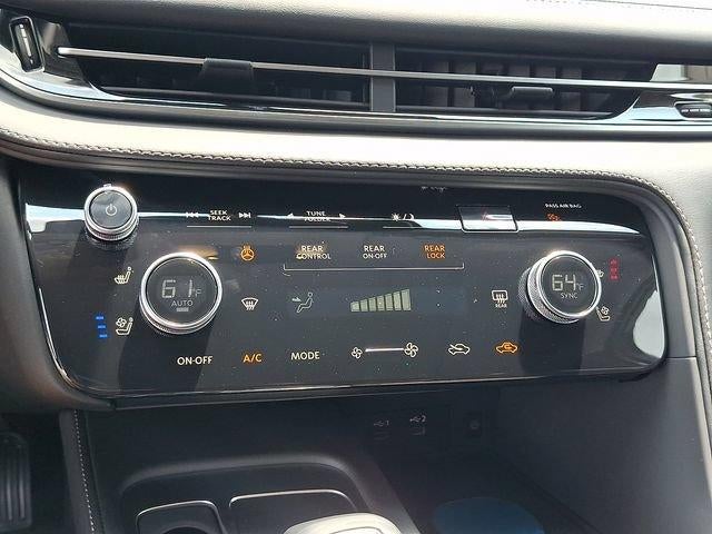 2027 INFINITI QX60 LUXE AWD