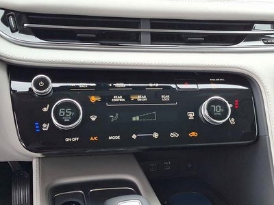 2027 INFINITI QX60 LUXE AWD