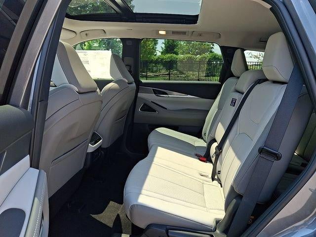 2027 INFINITI QX60 LUXE AWD