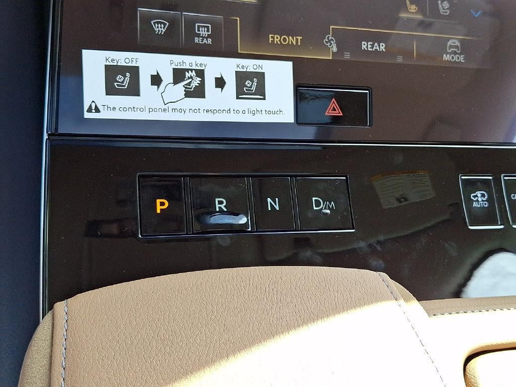 2027 INFINITI QX80 LUXE AWD *Ltd Avail*