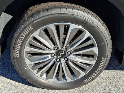 2027 INFINITI QX80 LUXE RWD *Ltd Avail*