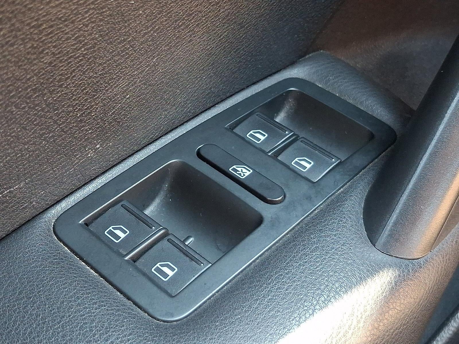 2014 Volkswagen Passat S