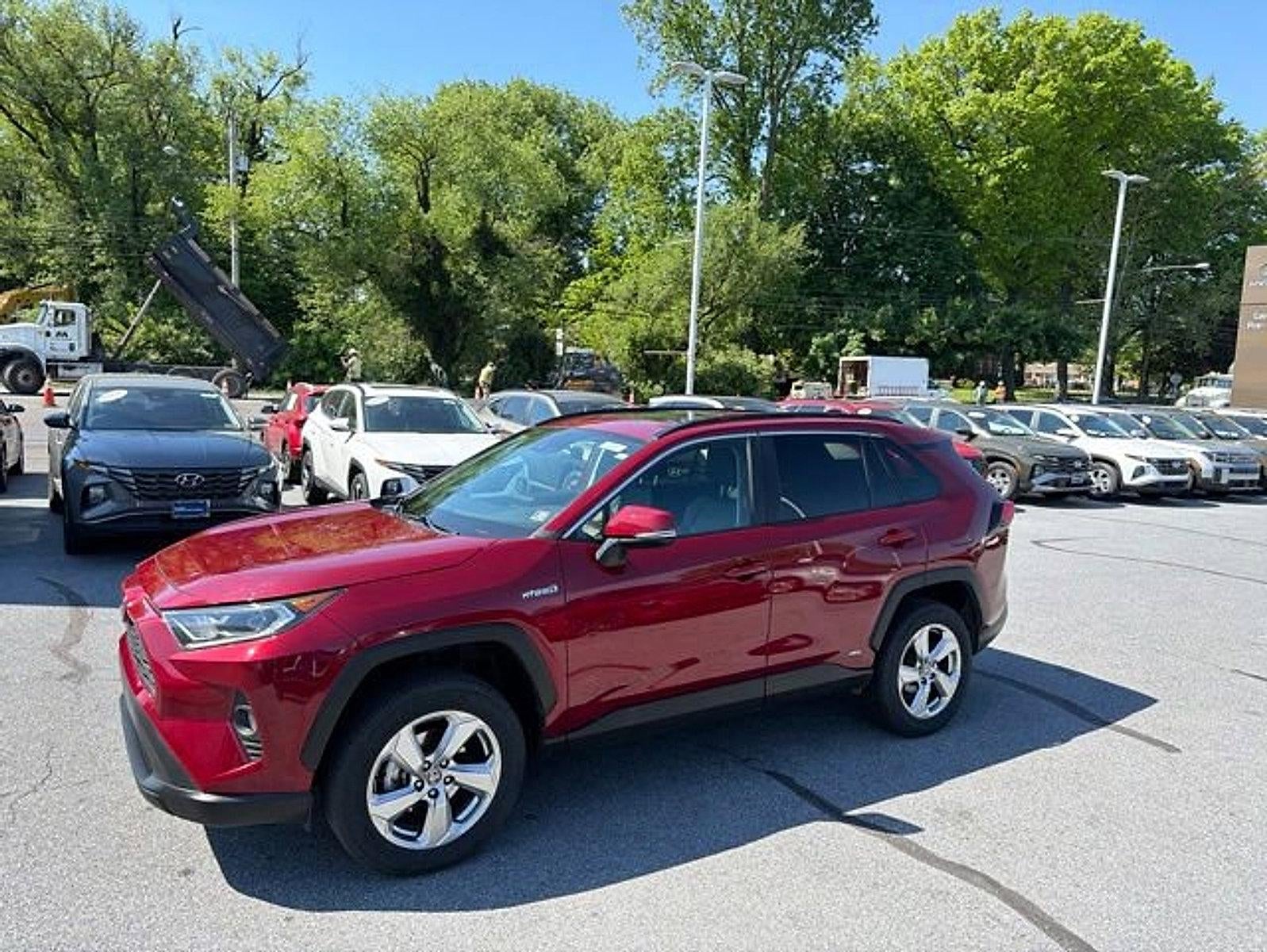 2021 Toyota RAV4 Hybrid XLE Premium