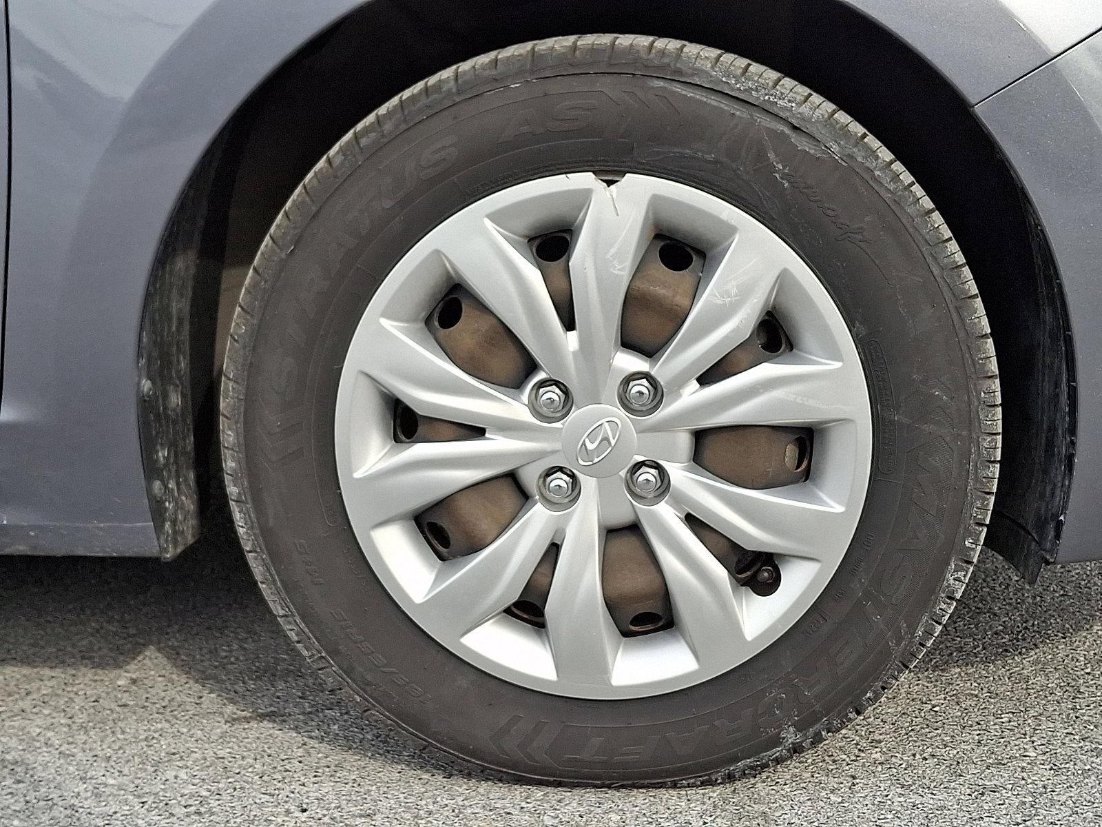 2019 Hyundai ACCENT SE