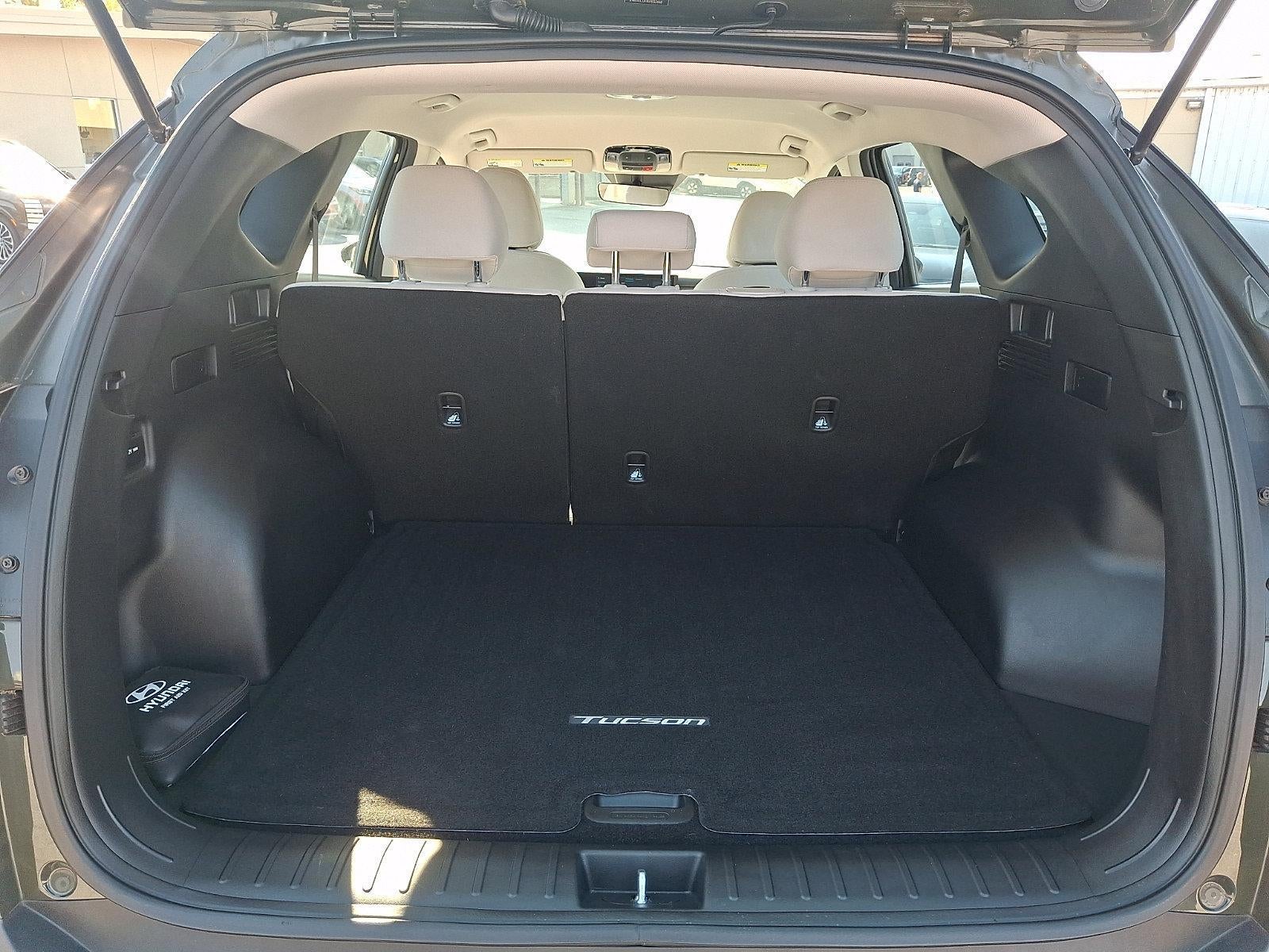 2025 Hyundai TUCSON SE