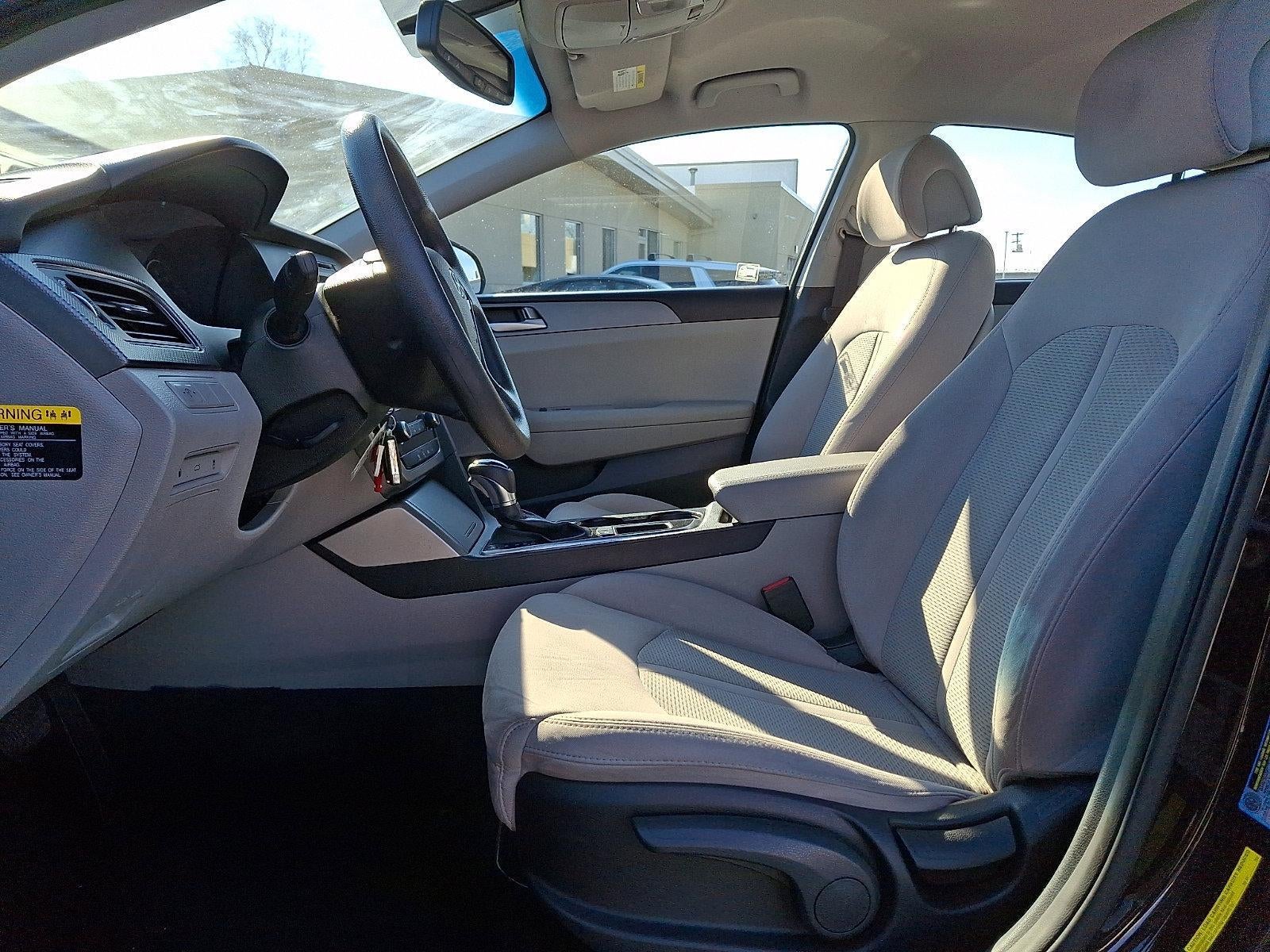 2016 Hyundai SONATA 2.4L SE