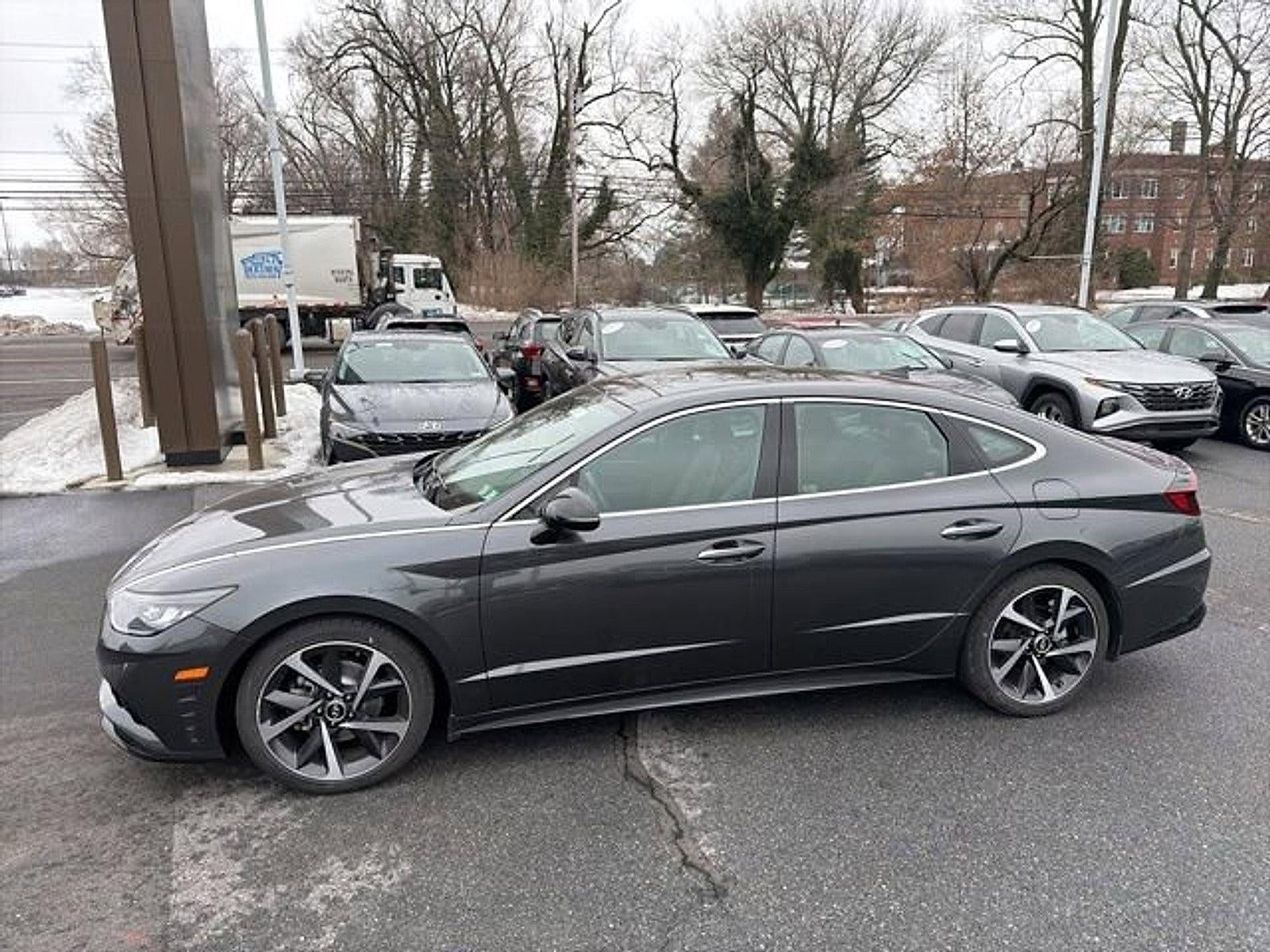 2022 Hyundai SONATA SEL Plus