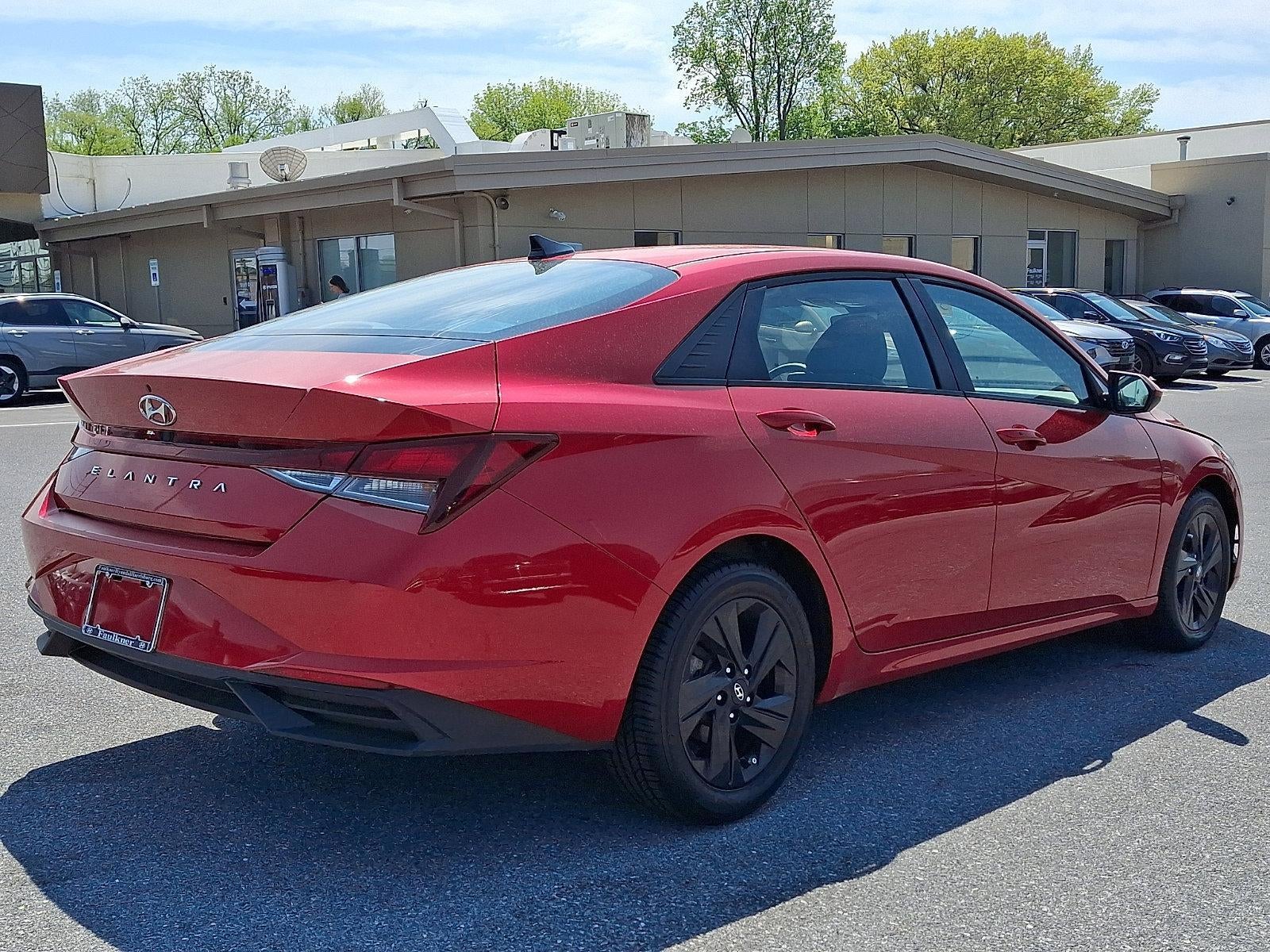 2021 Hyundai ELANTRA SEL