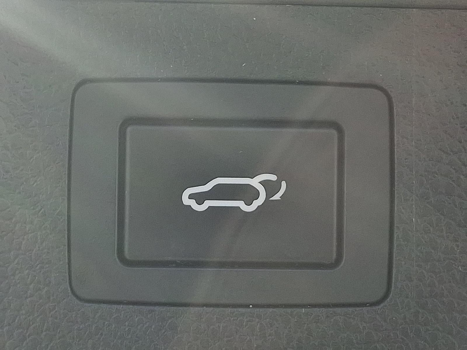 2018 Hyundai SANTA FE SPORT 2.0T Ultimate
