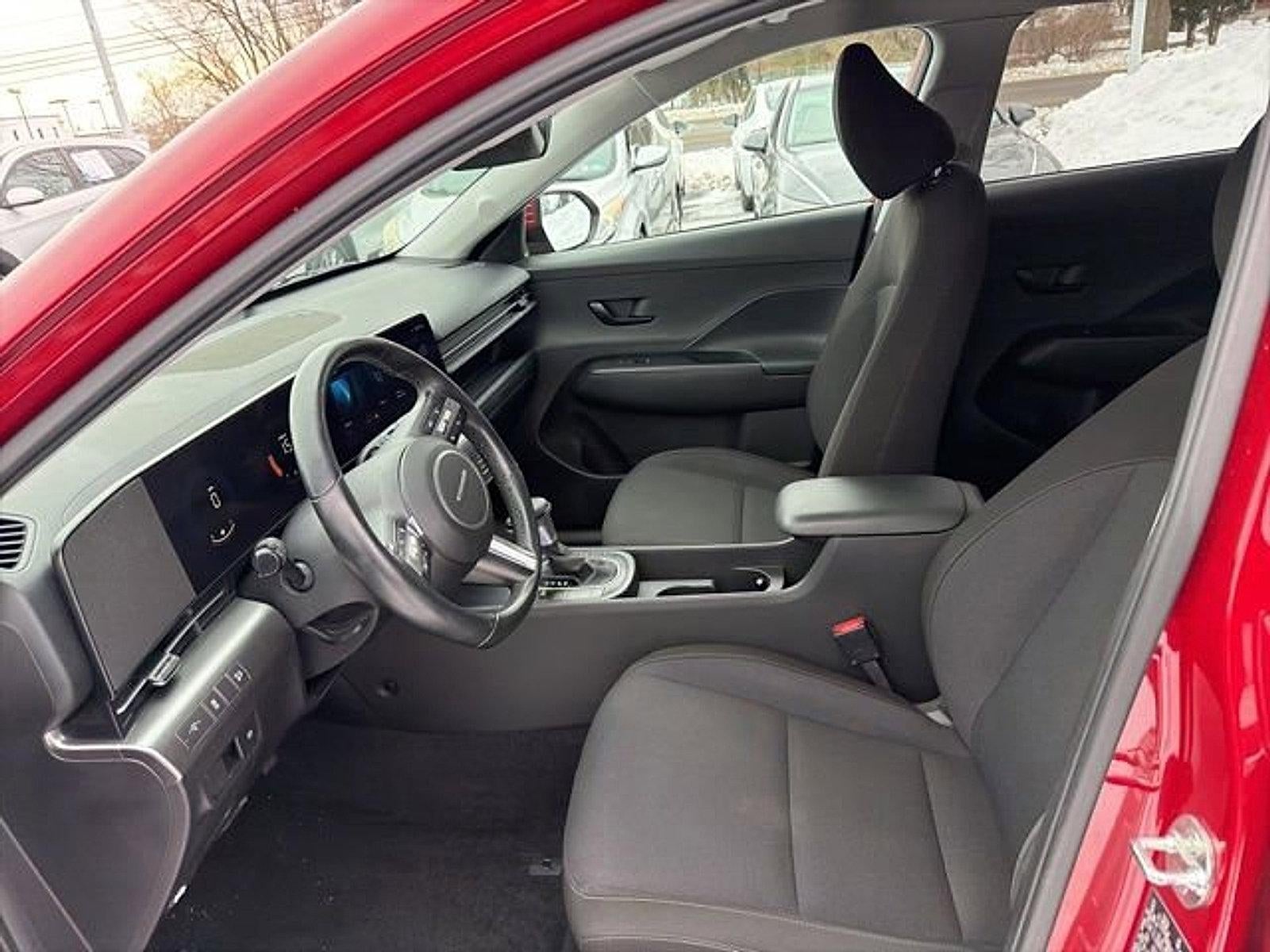 2024 Hyundai KONA SEL