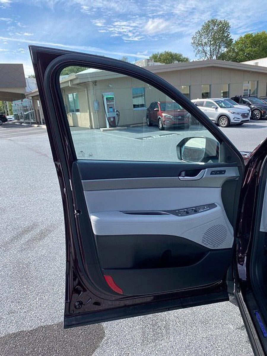 2025 Hyundai PALISADE SEL Premium 8P