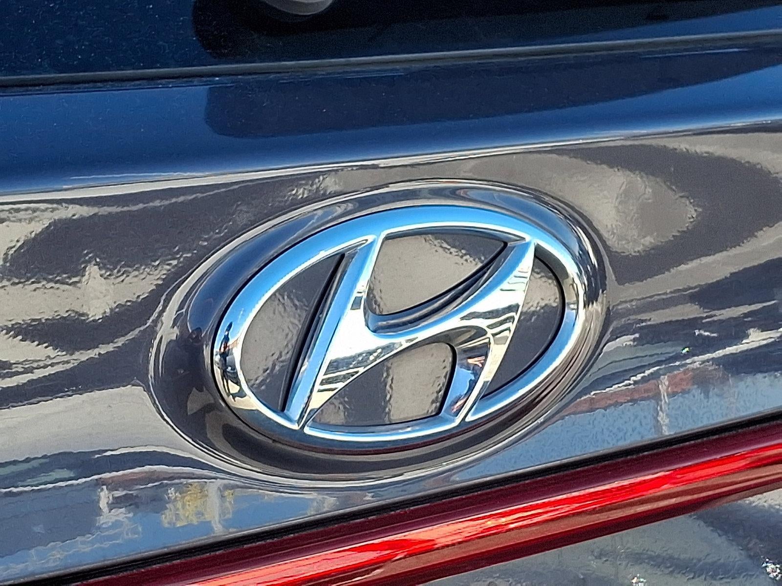 2022 Hyundai SANTA FE Hybrid Limited