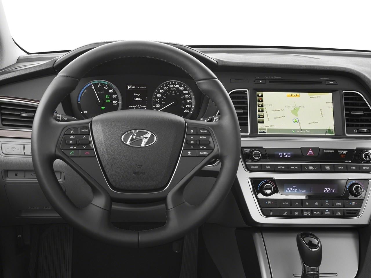 2016 Hyundai SONATA Hybrid Limited