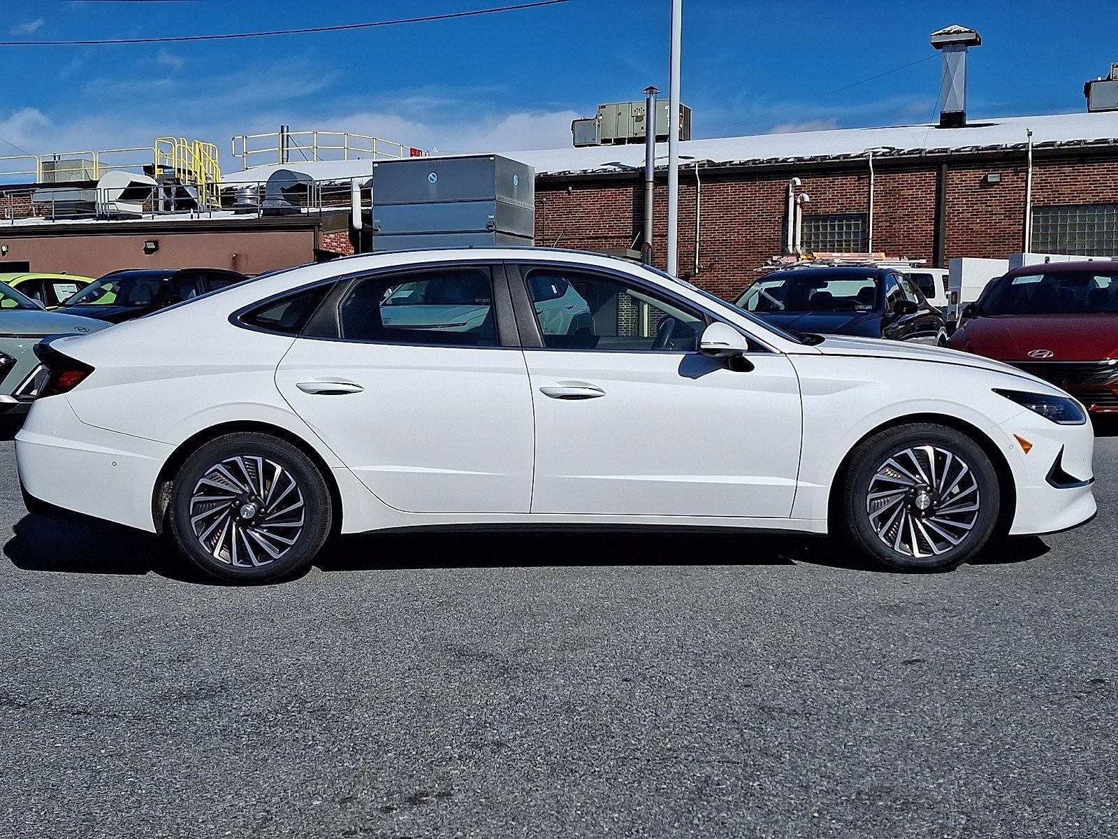 2023 Hyundai SONATA Hybrid Limited