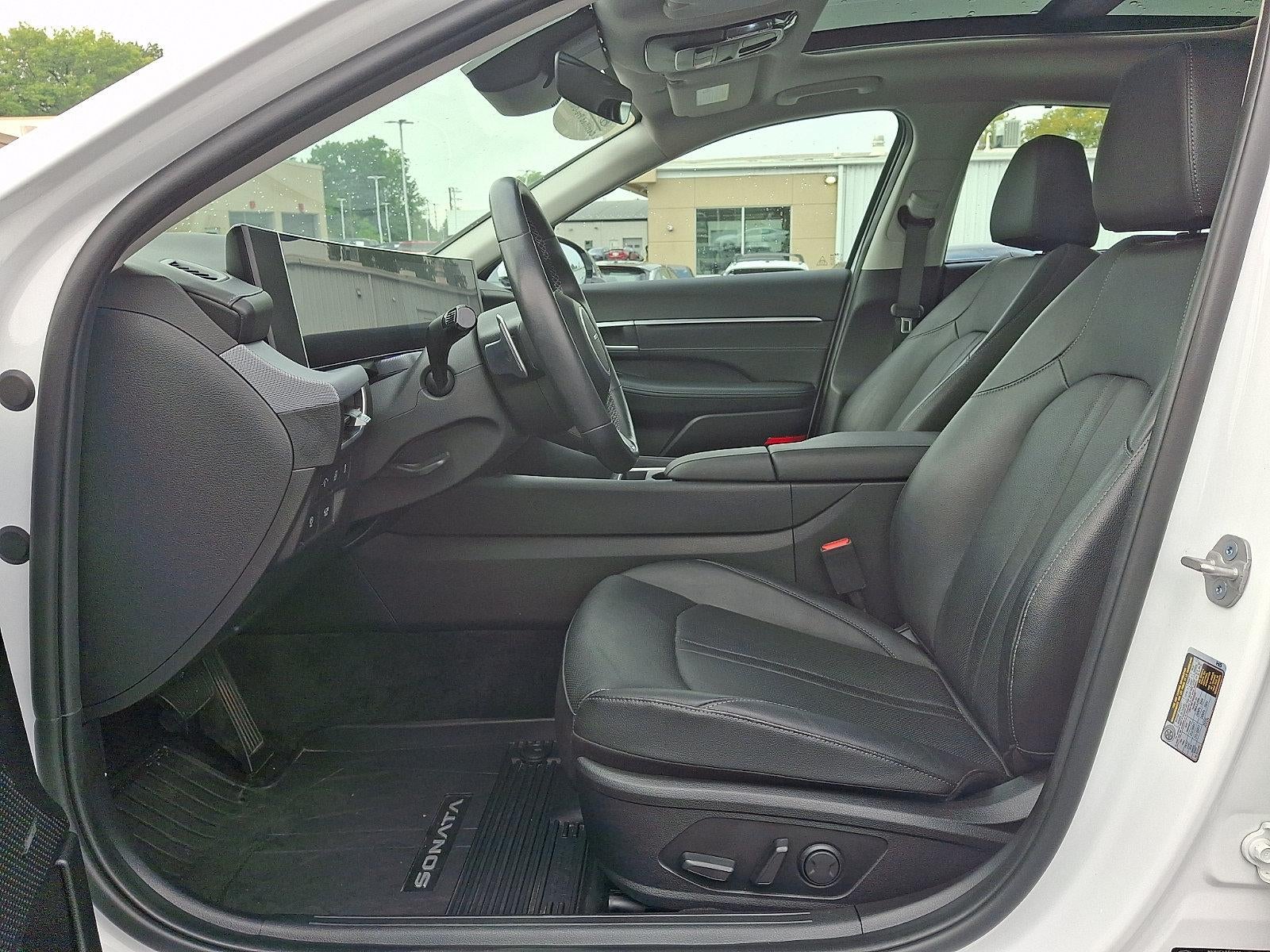 2025 Hyundai SONATA Hybrid Limited