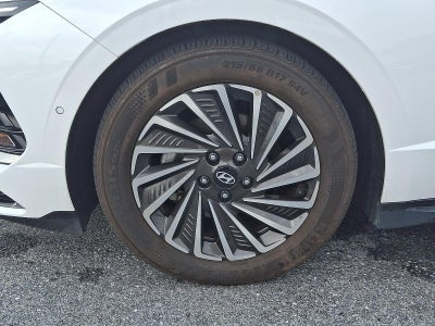 2025 Hyundai SONATA Hybrid Limited