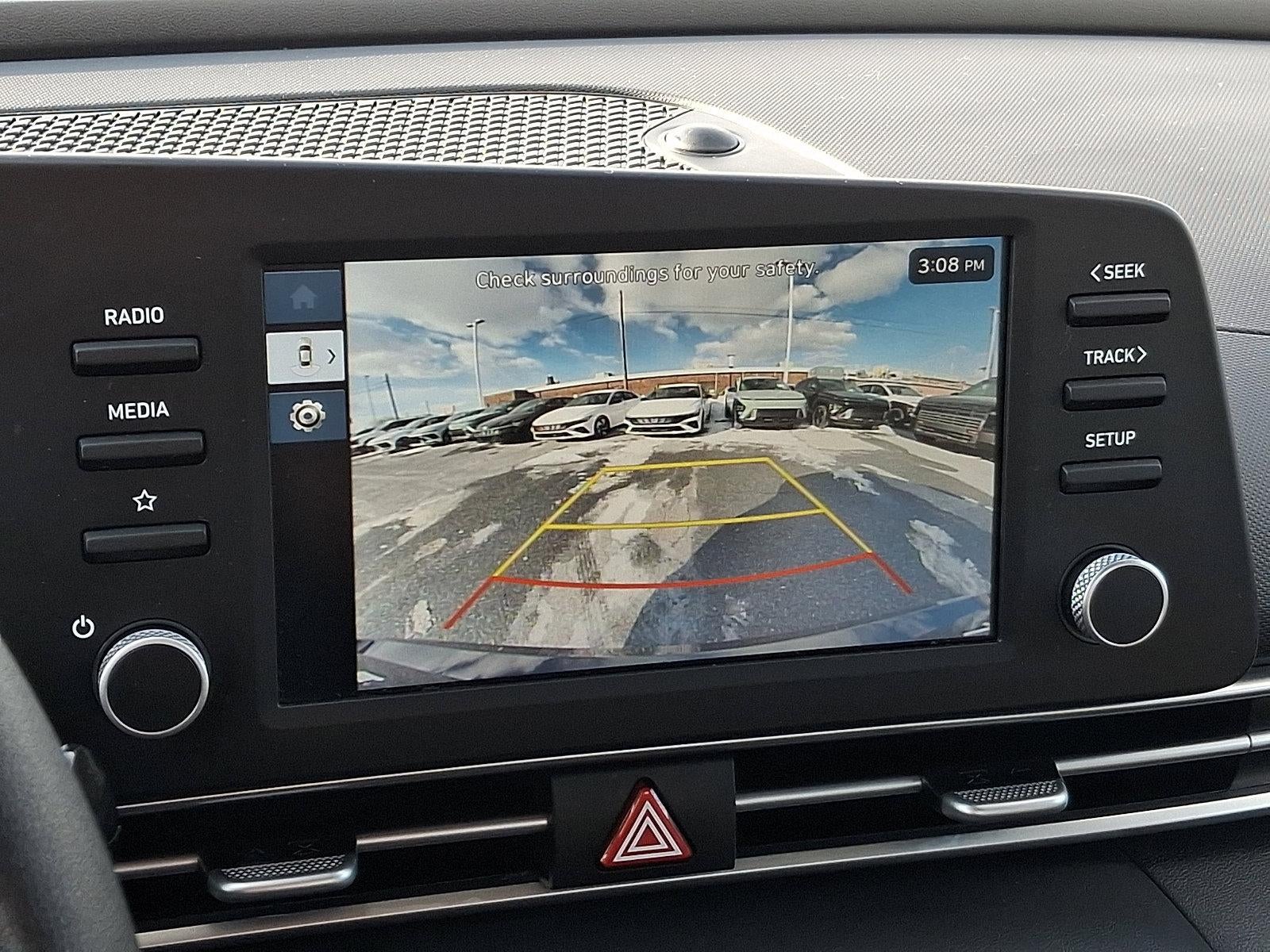 2024 Hyundai ELANTRA SE