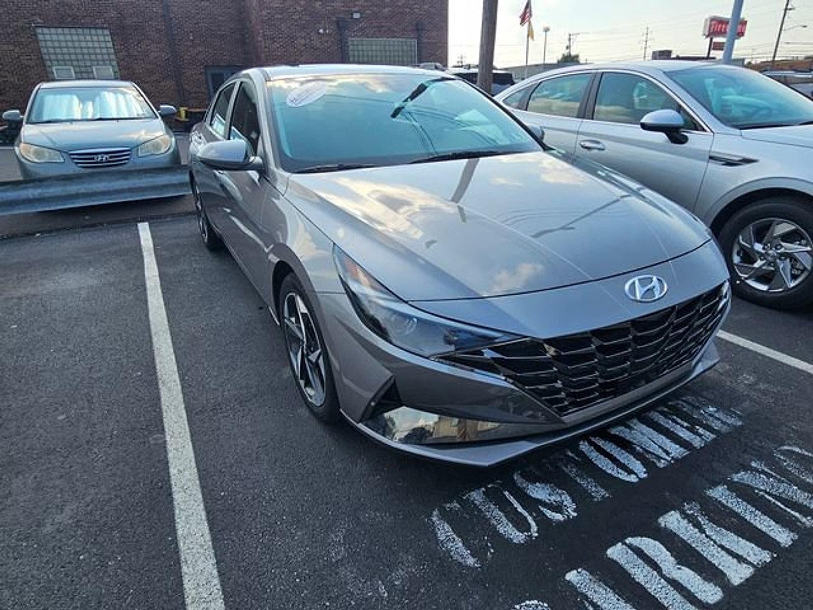 2021 Hyundai ELANTRA SEL