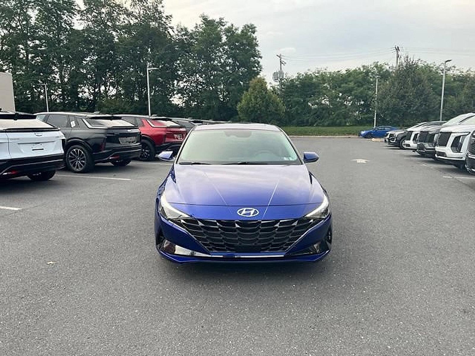 2023 Hyundai ELANTRA Limited