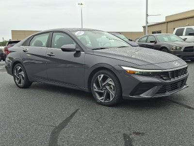 2024 Hyundai ELANTRA SEL